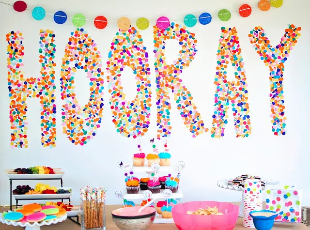 DIY Party Backdrops confetti backdrop