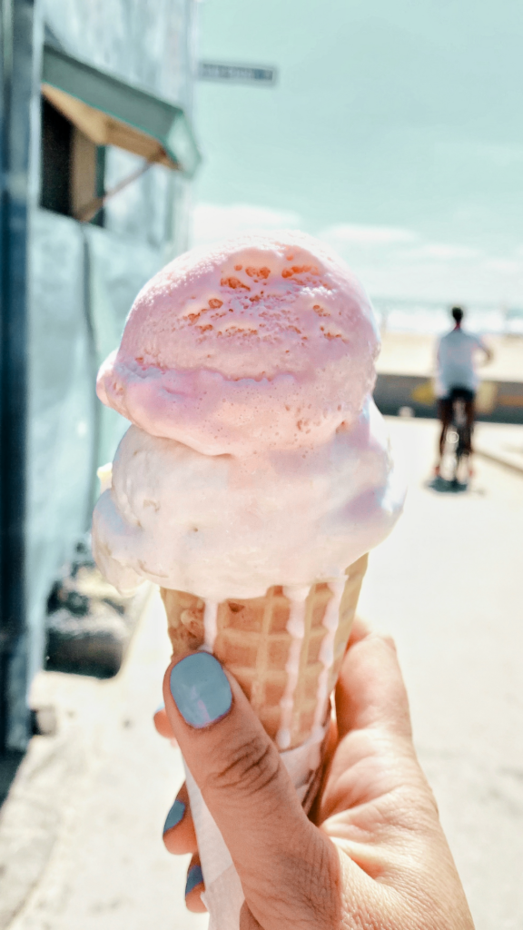 pink ice cream wallpaper