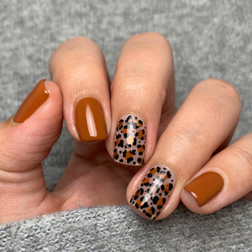 cheetah print nails