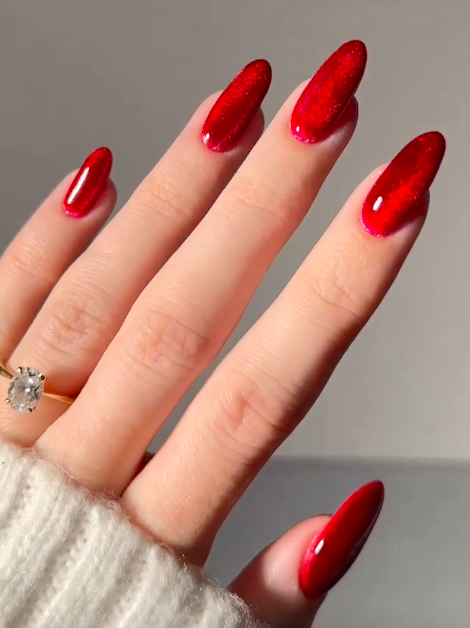 red velvet christmas nails