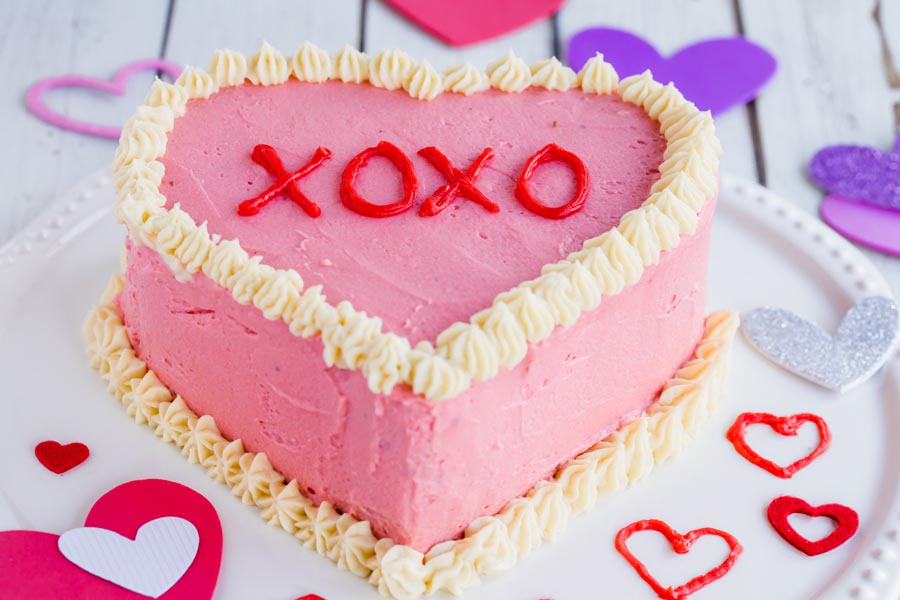 keto valentines day cake