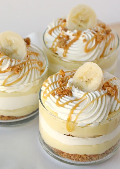banana caramel cream dessert