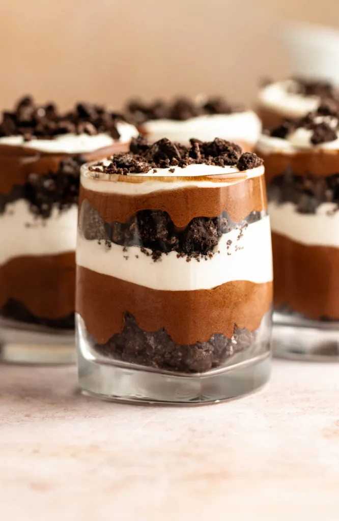 chocolate parfait cups