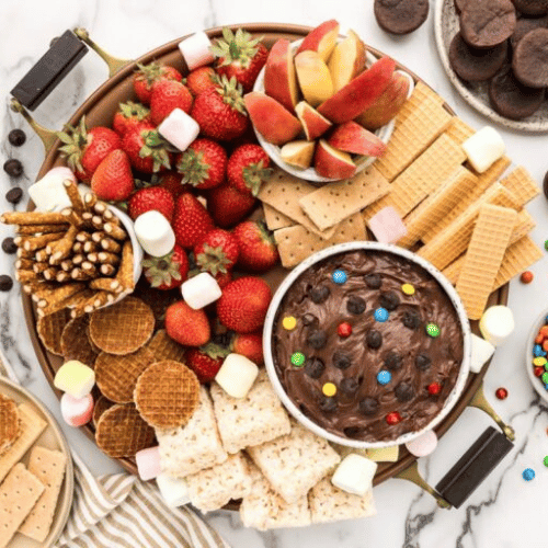 dessert charcuterie board ideas featured