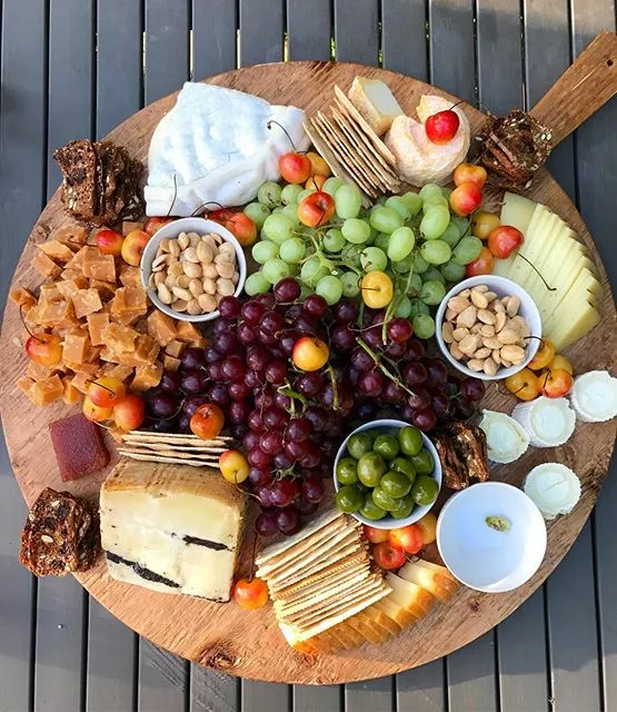 fruit and nut cheese board