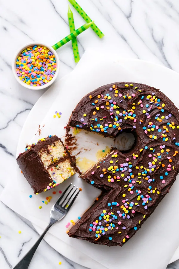 funfetti sponge cake
