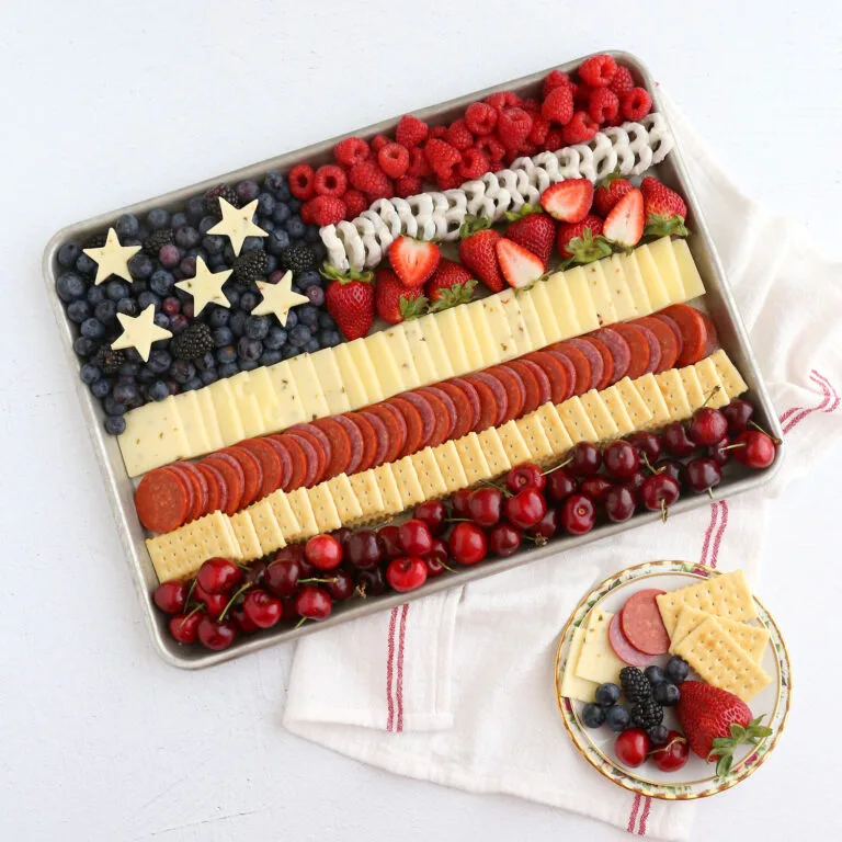american flag charcuterie