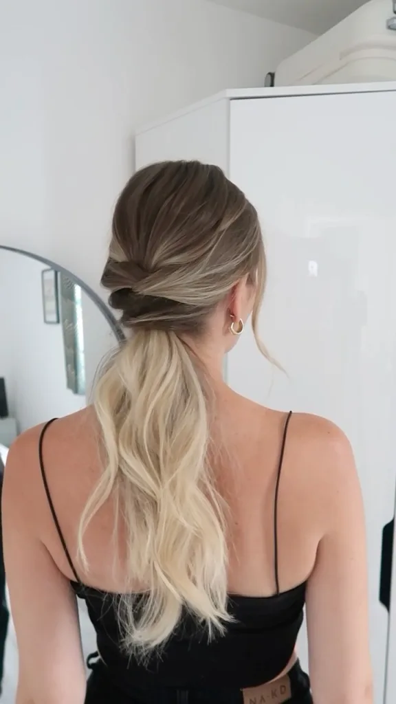easy summer ponytail