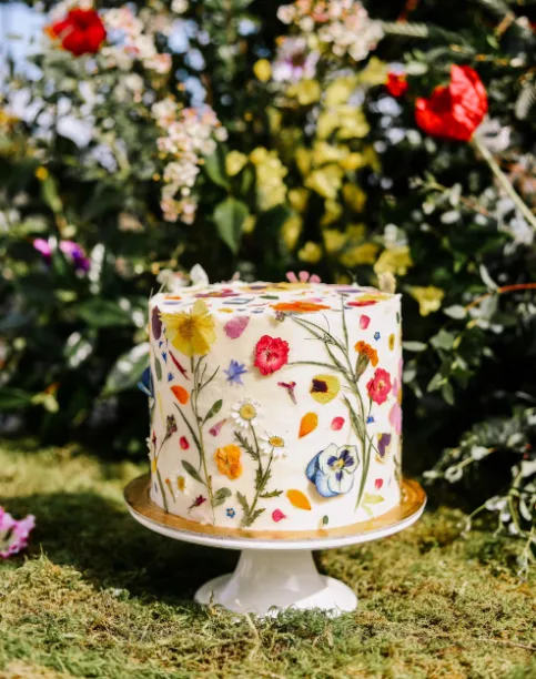 floral garden cake