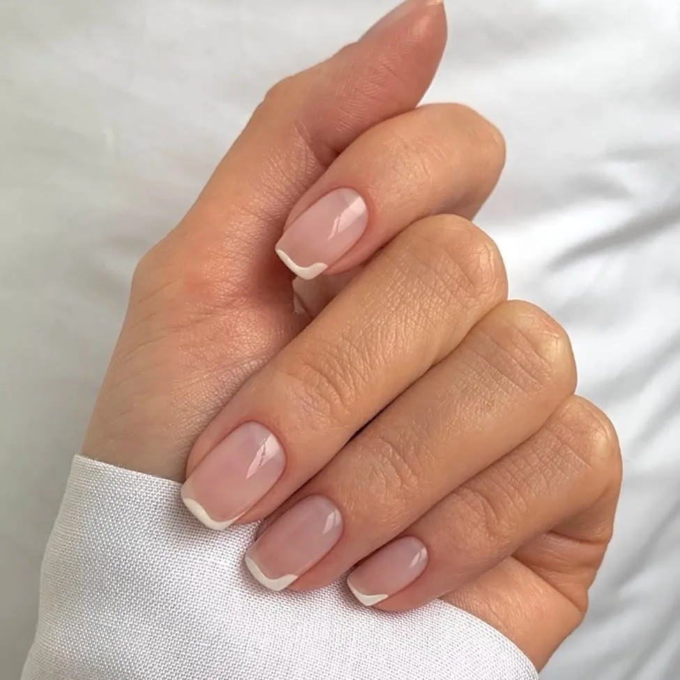wavy french tips