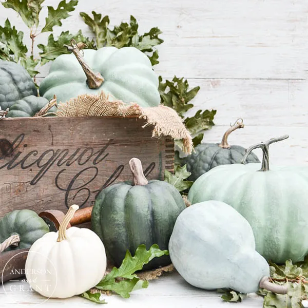 diy brushed chalk painted pumpkins fall decor ideas