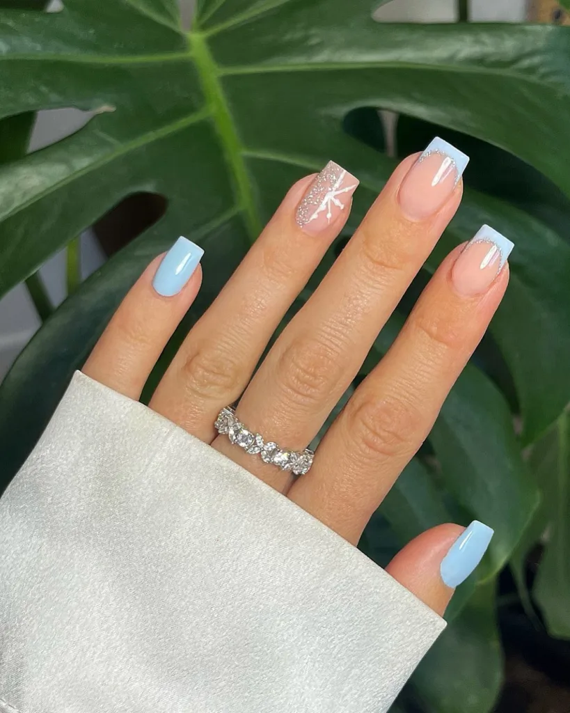 blue winter Christmas nails