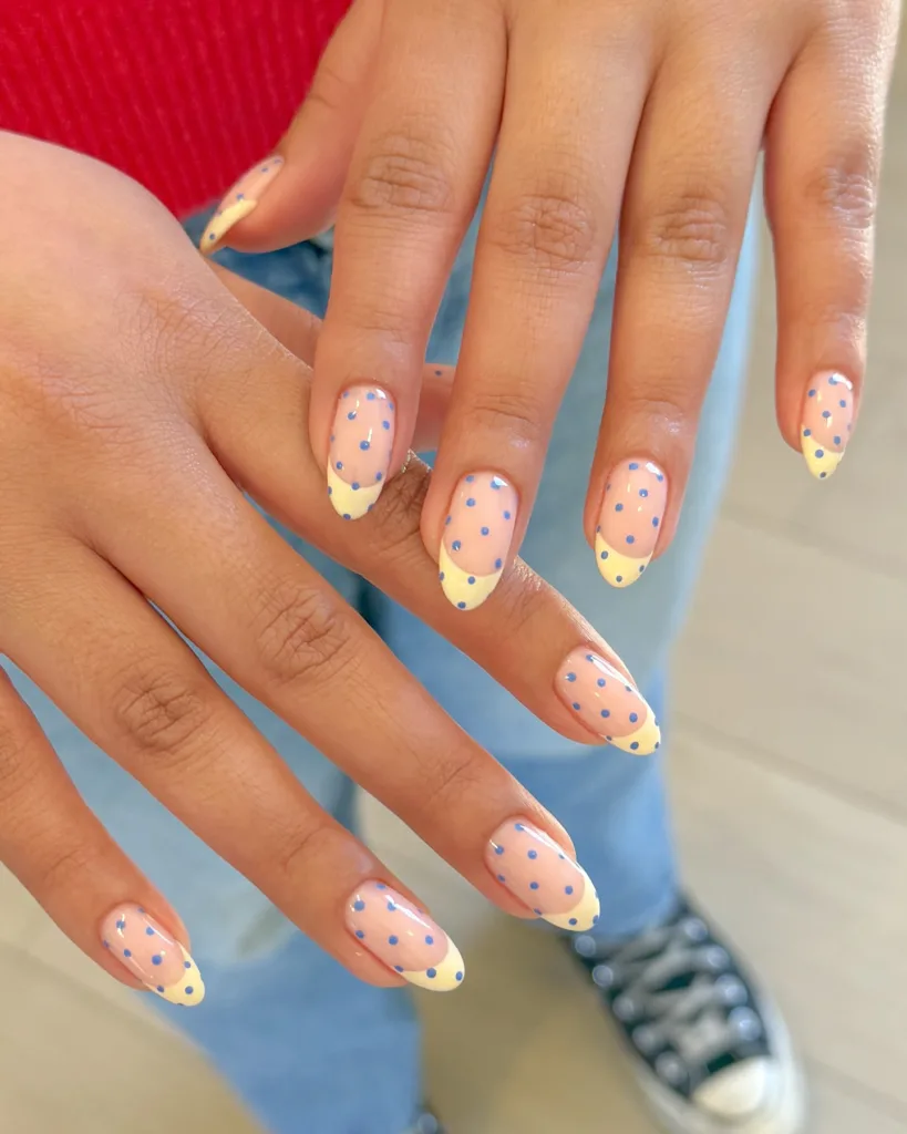 30 Polka Dot Nails That Are Totally Trending Right Now Pretty Sweet 