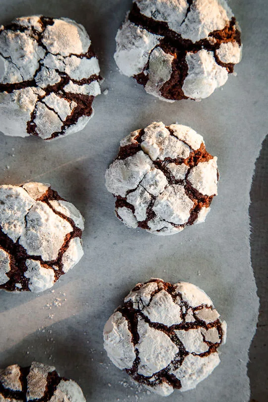chocolate crackle cookies
