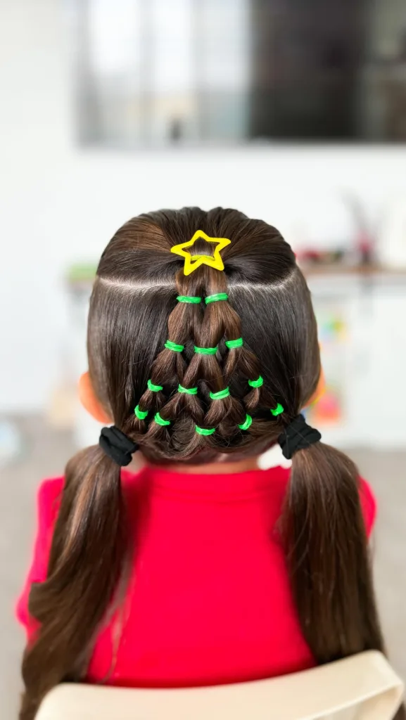 rubber band christmas tree hairstyle