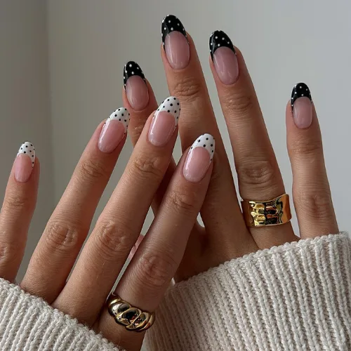 polka dot nails featured