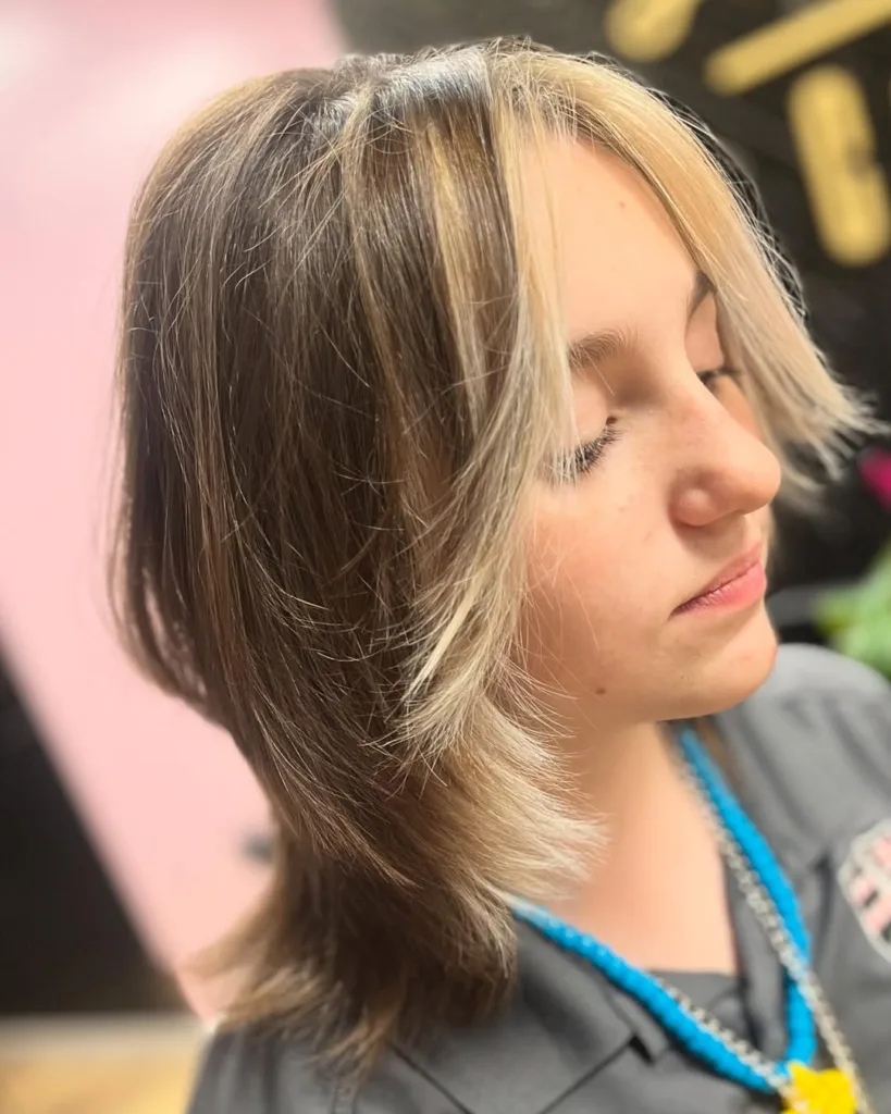 soft layered wolf cut with money-piece highlights