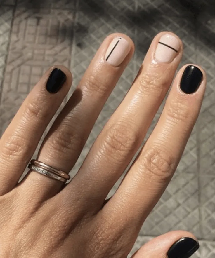 minimalist black line nails