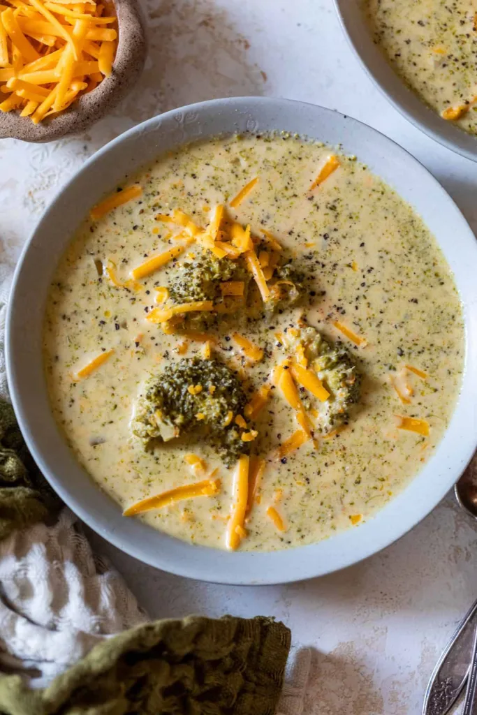 Best Crockpot Broccoli Cheese Soup