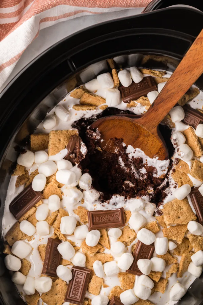 slow cooker smores cake