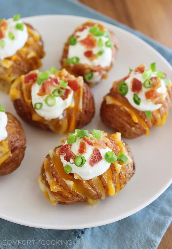 Crispy Loaded Hasselback Potato Bites thanksgiving finger food ideas