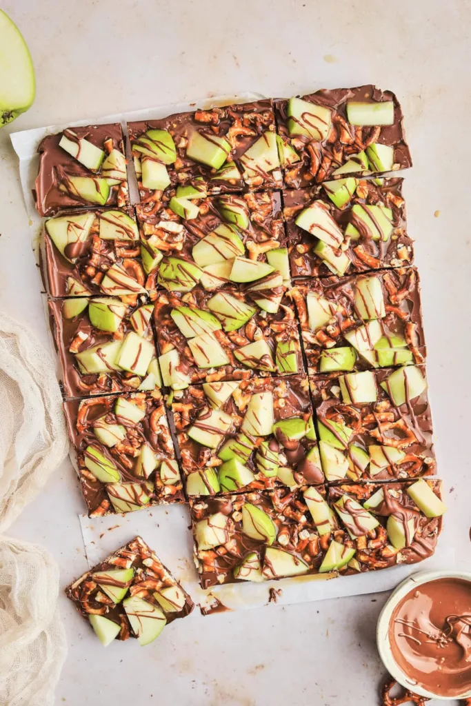 caramel apple bark with pretzels thanksgiving party food