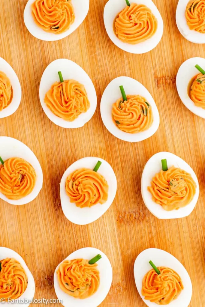 pumpkin deviled eggs thanksgiving buffet ideas